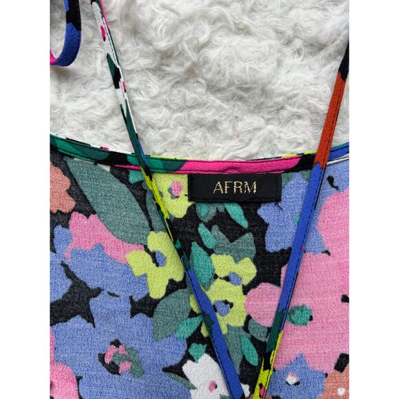 Afrm Valeria Floral Cropped Keyhole Top Size Medium - Picture 7 of 8